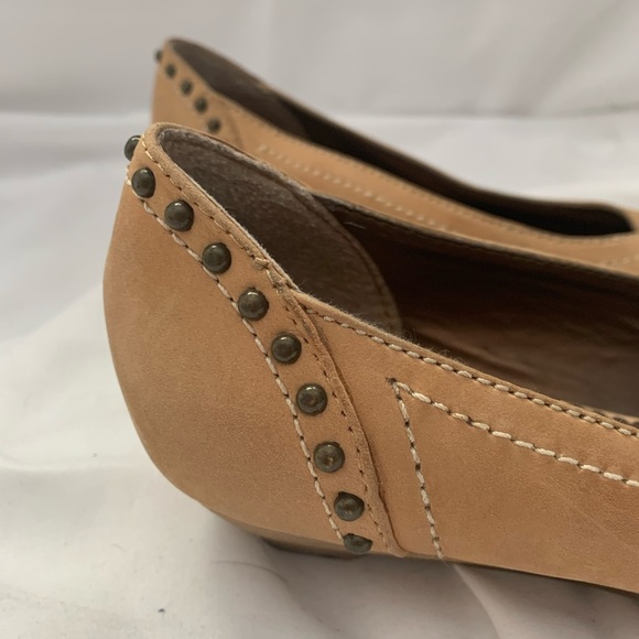 Kenneth Cole Reaction Leather Peep Toe Small Wedge - Picture 7 of 10